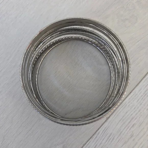 13 Bangles Bracelet Lot - Silver Smooth Patterns Studs Variety Womens - Picture 3 of 6